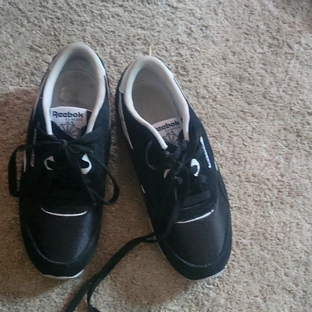 Boys shoes